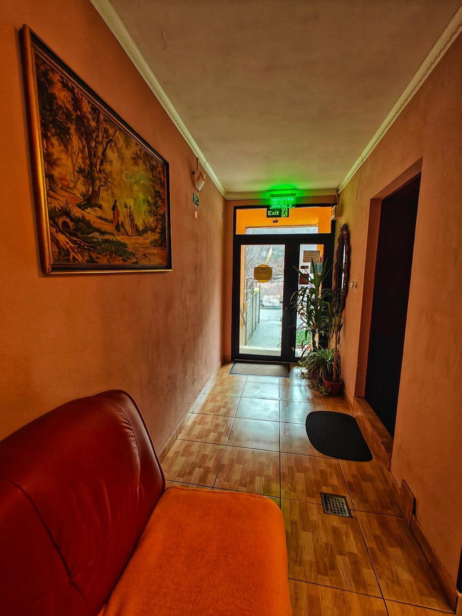 شقة Casa Miclau Băile Herculane المظهر الخارجي الصورة